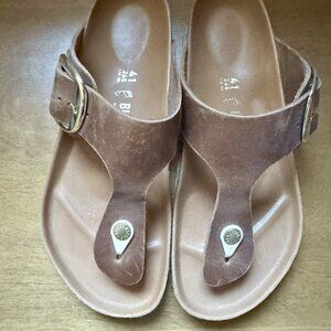 Birkenstock Gizeh Big Buckle Sandals-Cognac